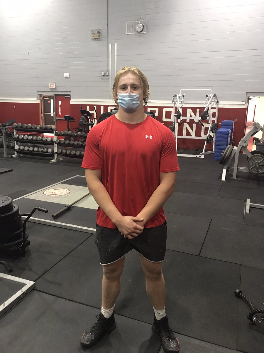 CoachJimDelaney's tweet image. 1200 lb club #FAMILY #recommit @VaughnBurnell