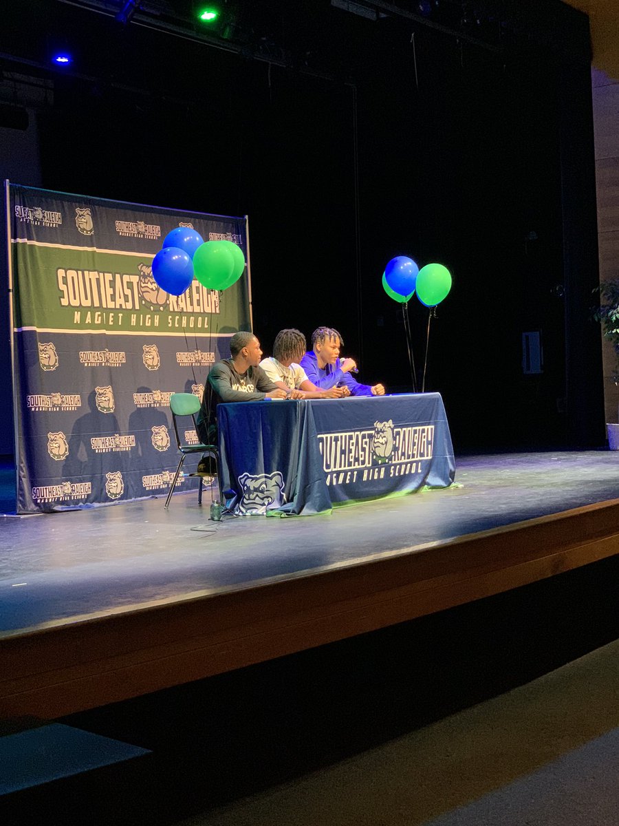 MbbRaleigh's tweet image. Congratulations to these young men. Their journeys are different but all achieved the same dream. Remember that “you owe yourself + all that helped you along the way your very best.” Good luck + represent the Southeast Raleigh HS community! 
🐶💙💚