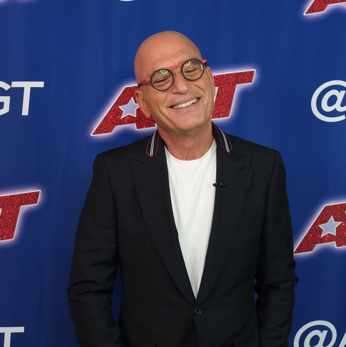 howiemandel's tweet photo. POV: it’s your first day back on set and you’re just excited to be there #AGT https://t.co/4YcFxHUHlw