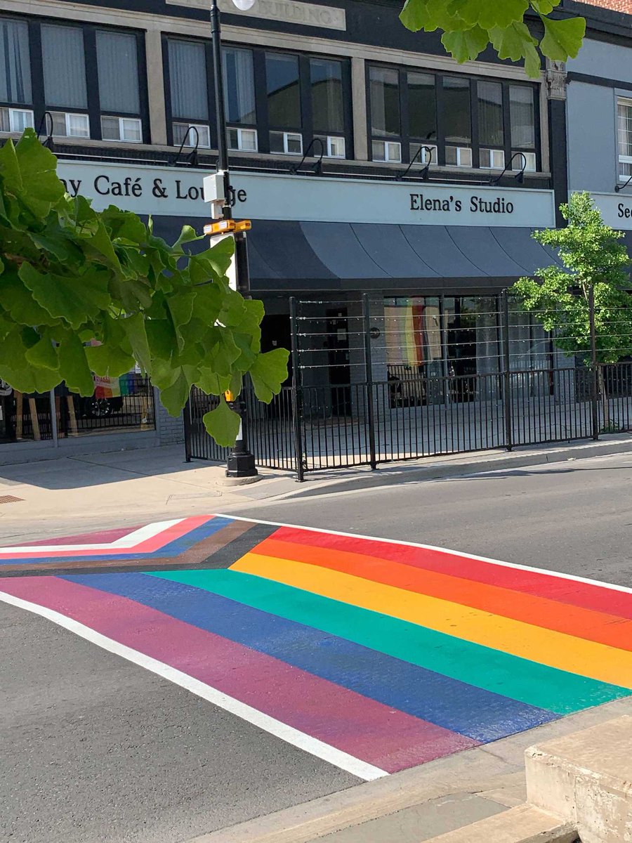 #HappyPrideMonth ! H&amp;C celebrates, honours, and shows support for the LGBTQIA2S+ community this month and always! Although Pride looks a little different this year in Niagara, we encourage you to check out the following virtual events to celebrate pride!🌈
bit.ly/34ClH0P