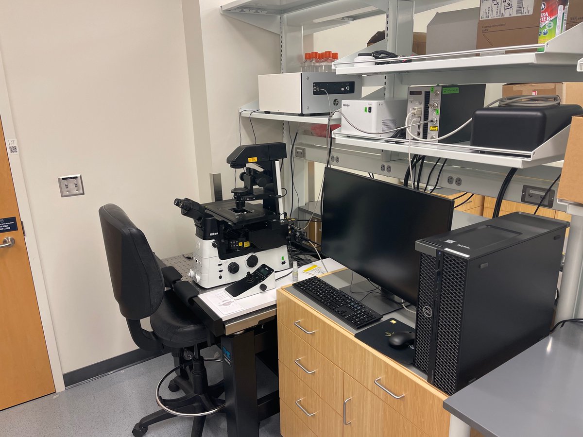 I’m geeking out on our new Nikon TIRF microscope!! Big thanks to NHLBI for letting us use our first R01 to defray the costs and advance our research!