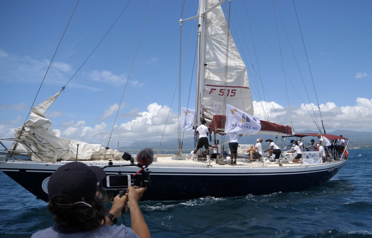 [#SMA60 #NEPTUNE60]
Ce matin, une conférence de presse s’est tenue afin de présenter le projet Neptune60, Une aventure #humaine, #sportive et #responsable qui relie les régiments Guadeloupe et Martinique, grâce au voilier Neptune
Pour plus d’informations : cutt.ly/Dnjq3cE