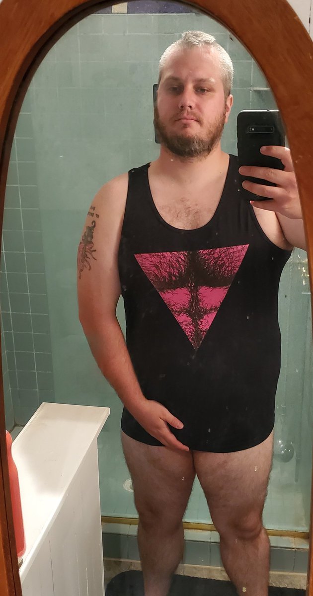 LeatherShark27's tweet photo. I cannot stop buying from his store! Check out his clothes and prints at https://t.co/QegRMWgEeW
You won't be disappointed! https://t.co/Den9Py7if8