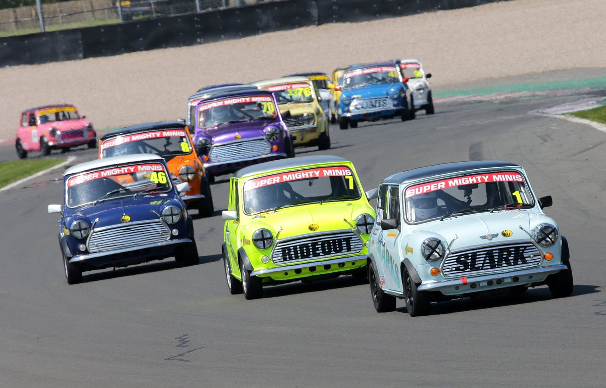 OfficialBARCHQ's tweet photo. There were plenty of tin top thrills on Bank Holiday Monday at @DoningtonParkUK 🚗💨

The @CTCRC, @bmwrdc and @mightyminis took centre stage for a scorching day both on and off the track 🔥

➡️ https://t.co/8tka0h9j4T

#BARC https://t.co/jOM9hJQuPP