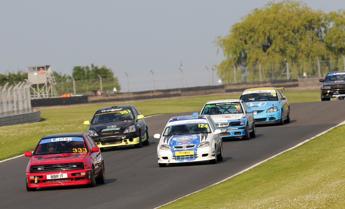 OfficialBARCHQ's tweet photo. There were plenty of tin top thrills on Bank Holiday Monday at @DoningtonParkUK 🚗💨

The @CTCRC, @bmwrdc and @mightyminis took centre stage for a scorching day both on and off the track 🔥

➡️ https://t.co/8tka0h9j4T

#BARC https://t.co/jOM9hJQuPP
