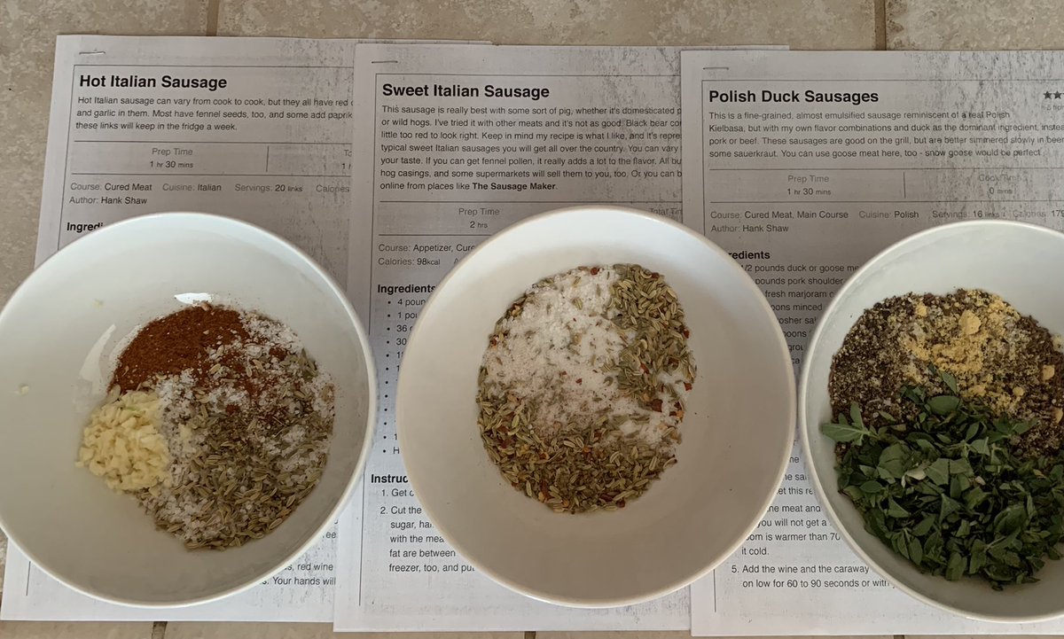 LukeMat91's tweet image. Successful Memorial Weekend project.  Duck and goose sausage. 
#duck #sausage #duckhunting