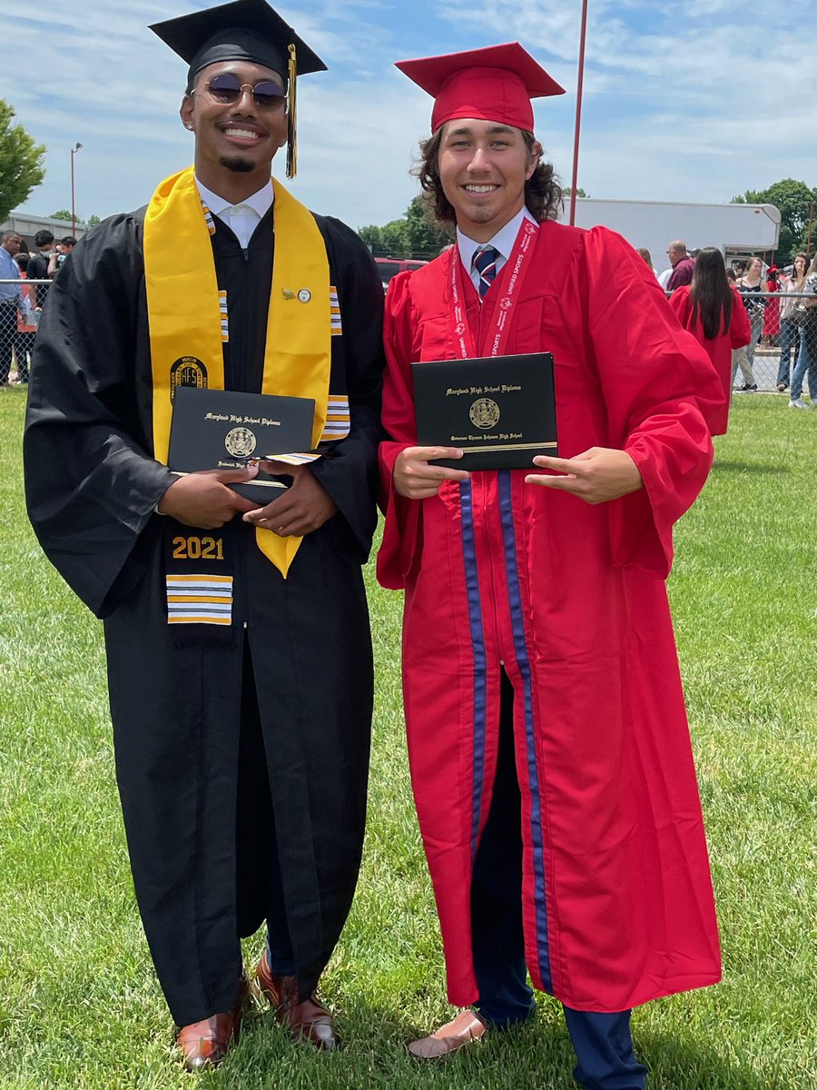 Congratulations to <a href="/zaviansamir/">z4y</a> who will be playing WR <a href="/AF_Football/">Air Force Football</a> and <a href="/ZachBuckley8/">Zach Buckley</a> who will be playing QB for <a href="/SUhornetsFB/">Shenandoah Football</a> #StormBoys for life!! <a href="/DMV_Hype/">the DMV Hype</a> <a href="/dmvhsfb/">𝗗𝗠𝗩 𝗙𝗢𝗢𝗧𝗕𝗔𝗟𝗟</a> <a href="/DmvhsS/">DMVHS_Showcase (Mid-Atlantic Football Showcase)</a> <a href="/RealChadRicardo/">Chad Ricardo</a>