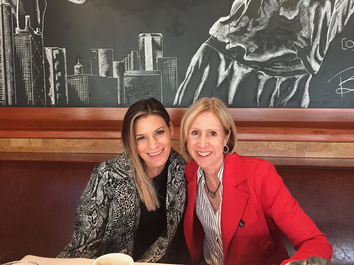 NevaRDLD's tweet image. So excited that my longtime friend, colleague and fellow @UofOklahoma alumna @carolinesusieRD has been selected as the new @eatrightPRO media spokesperson for the Dallas-Ft. Worth market. She is perfect for this role! #MediaRD #Stand4Science