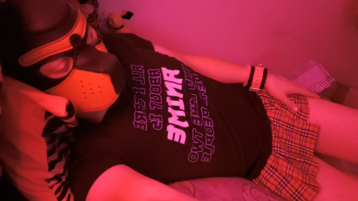 It's been a sec.

#Femboy #pupplay #pride #skirt