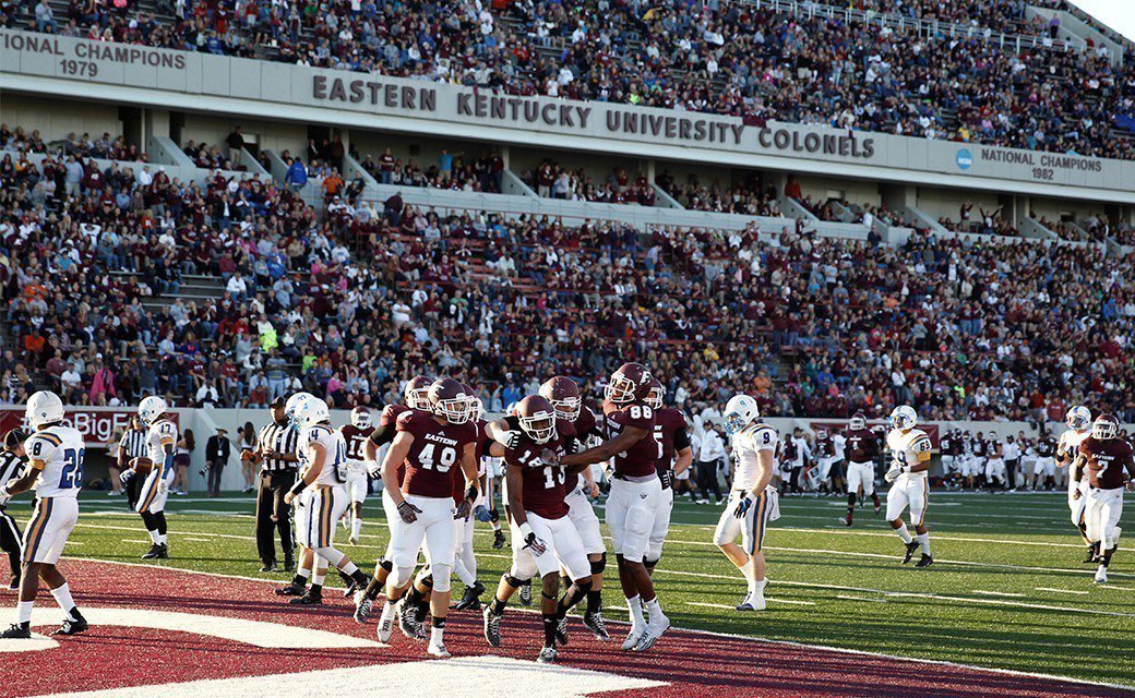 Blesses to receive a(n) offer from Eastern Kentucky University!!🖤 
<a href="/Cox83Caleb/">Caleb Cox</a>