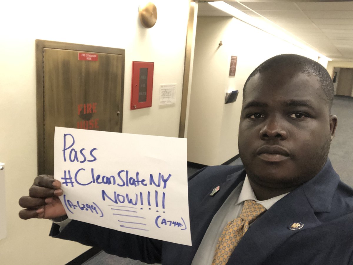 KhaleelAnderson's tweet photo. I am a proud co-sponsor of the Clean Slate Act which  would end perpetual punishment and address the legacy of mass incarceration in our state. 2.3 million New Yorkers have a conviction record and face barriers to jobs, housing and education. We need #CleanSlateNY to pass now! https://t.co/ldMcxgWXXk