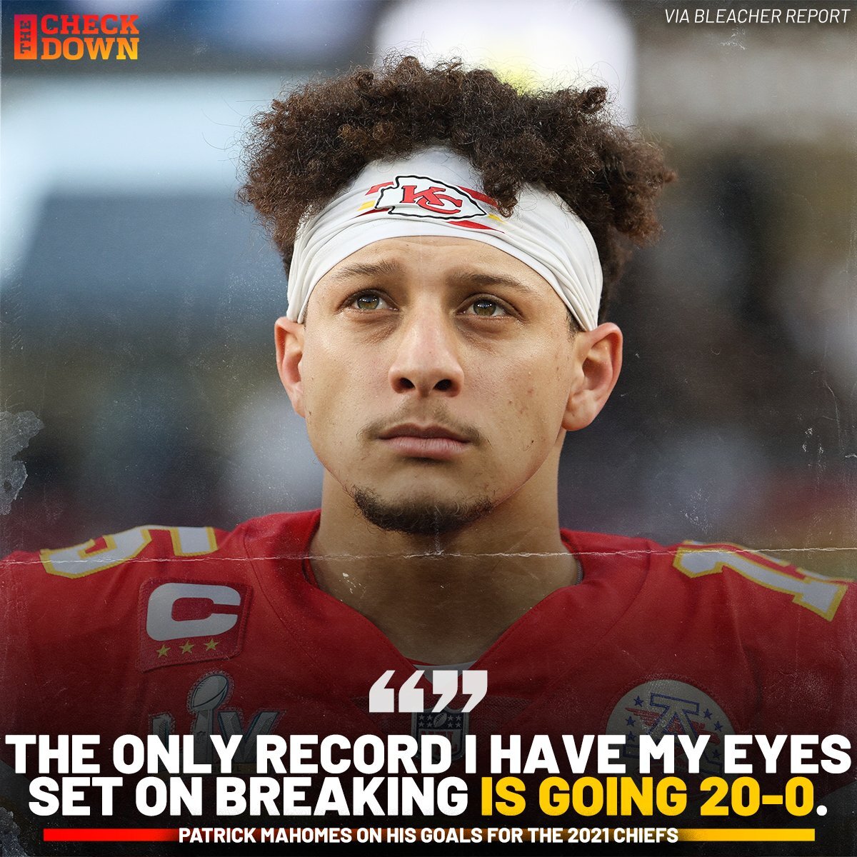 NFL's tweet photo. Do you think @PatrickMahomes and the @Chiefs can go undefeated in 2021? 👀🏆 (via @thecheckdown) https://t.co/J2miGhtre1