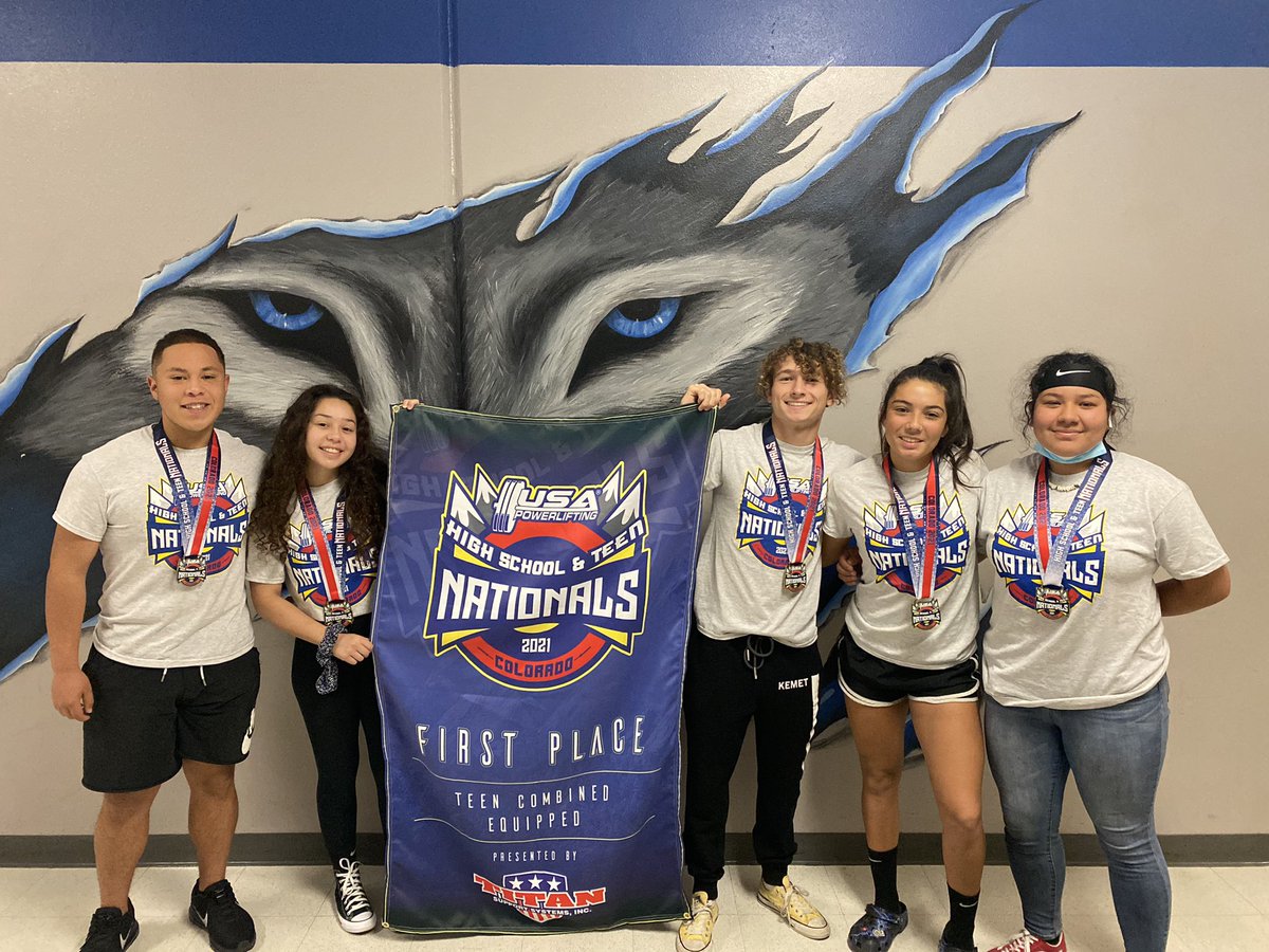 Our combined national champion team minus <a href="/cate_690/">Cate🦋</a> who her &amp; <a href="/calebesparza5/">caleb_esparza</a> were national champion runner ups. <a href="/ashleyrenee3030/">ashley villanueva</a> <a href="/BraydenBromons1/">Brayden Bromonsky</a> <a href="/KaitlinDiers/">Kaitlin</a> &amp; @Crystal30998254 all national champions &amp; Brayden won best lifter also. #wewonnationals #undefeatedseasons #dominate