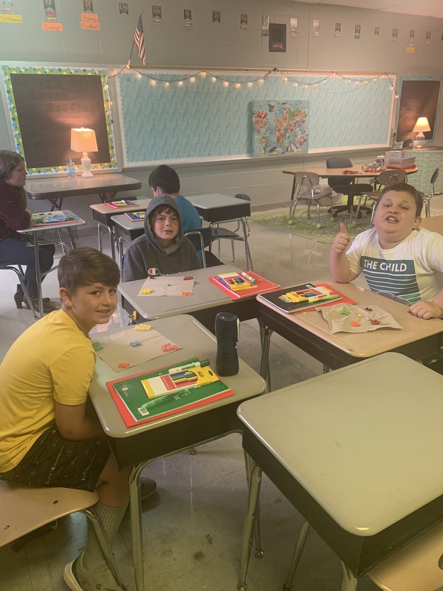 RCS Summer Campers are ready to have fun and learn new things!!! <a href="/AnnHaley_RCS/">RCSElemEd</a> <a href="/BrentBogan/">Brent Bogan</a> @MsCarey1996 <a href="/LoraVetter/">Lora Spurling Vetter</a> #RCSStrong