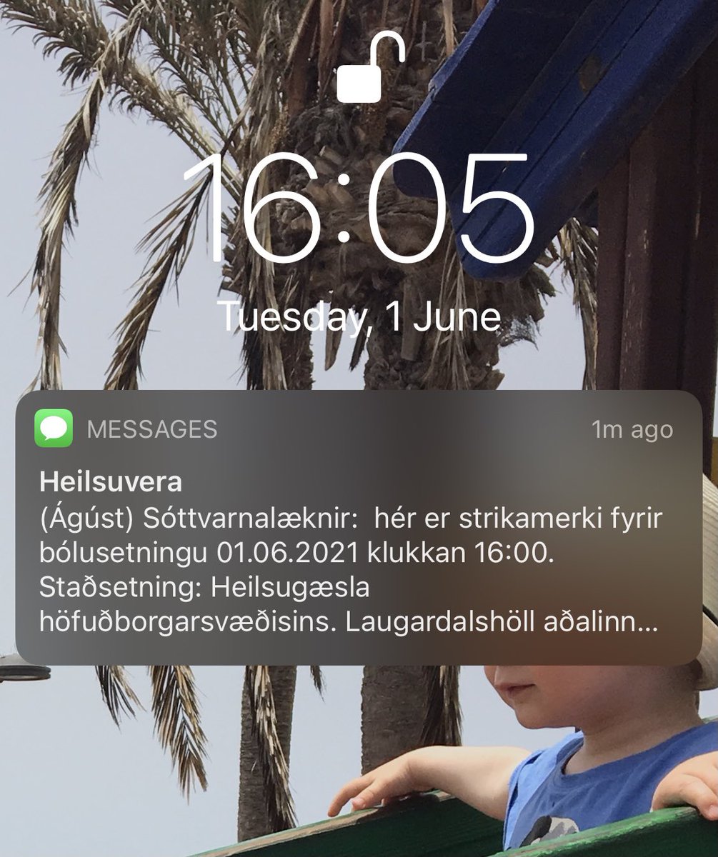 Gott að ég keyri um á DeLorean