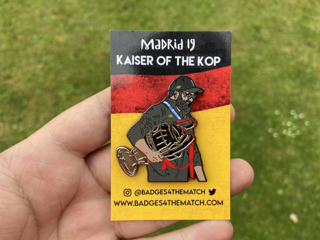 Badges4TheMatch's tweet photo. GIVEAWAY TIME! 🎉

To be in for a chance of winning our UCL Kaiser of the Kop pin badge, all you have to do is:

🔁 - Retweet this tweet!

🔴 - Follow us! @Badges4TheMatch 
 
Winner will be announced at 5pm on Thursday, an hour before the sale goes live! 🥳

#LFC #B4TM https://t.co/pxUskW8Dyz