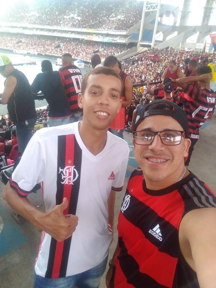 Jegp87's tweet photo. @flahistoria @Brasileirao @gabigol @canalpremiere Olha nós  ai  @Ronnyodival  ⚫🔴🏆 https://t.co/ObHDdwkbv1