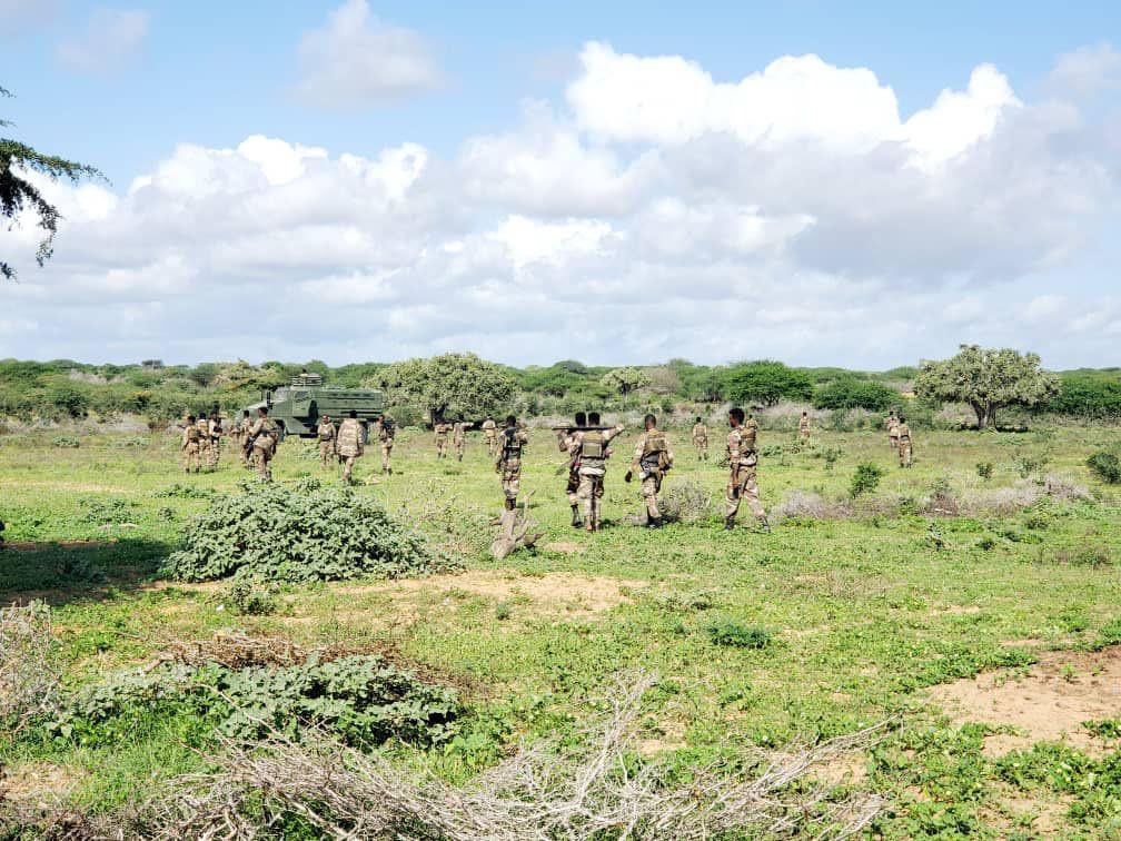 Somali National Army killed 25 Al-Shabab members and seized weapons and other military equipment in security operations at Ceelbacaad village under Buloburte district of Hiiran region on Tuesday, #SNA Chief, Odawa told to the State media.