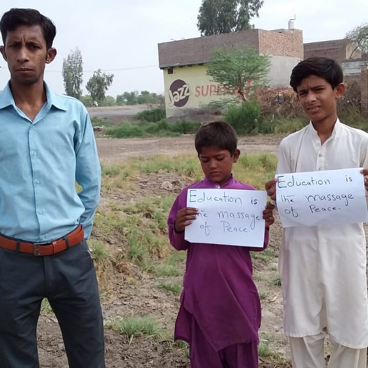 ValueBeings's tweet photo. Syed Rafique Ahmed shah is the VHB member who lives at Village hafiz Suleman khan Daharki distt ghotki Sindh.
Alhamdulillah, He has been working very brilliantly and passionate for the street children in his village.
InshaALLAH' soon he will open a tent school at his village, https://t.co/FrCnA0fbmi