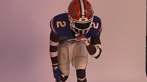 Corey_Bender's tweet image. Four-star ATH Nick Cull, who will likely suit up in the secondary at the next level, is visiting the #Gators today.

@coachcrimedawg and others are making a strong push for the Peach State native.

Full coverage at @GatorsTerritory.

n.rivals.com/content/prospe…