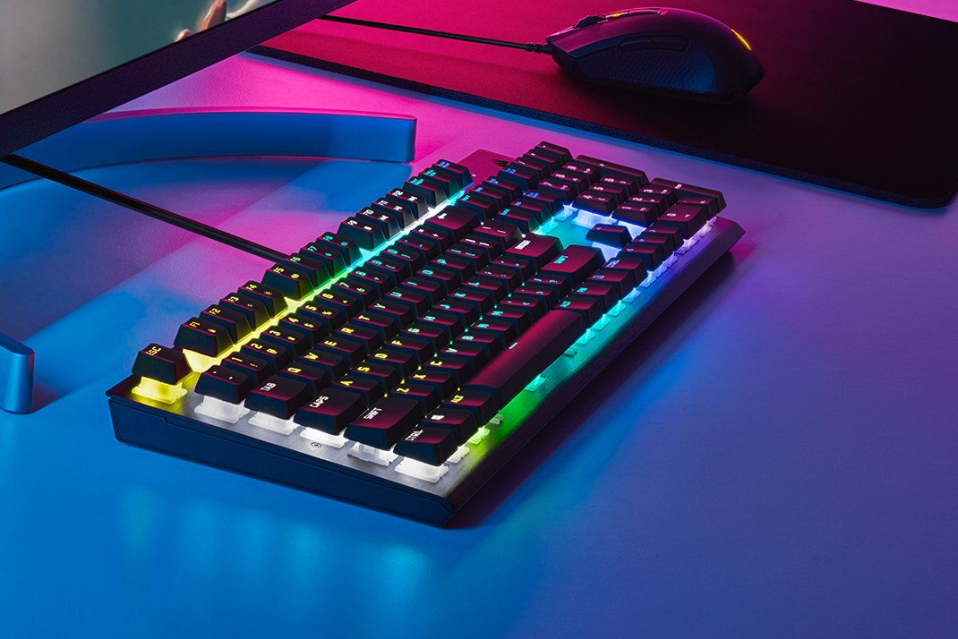 Corsair_BR's tweet photo. Marca seu amigo que está procurando um teclado low profile para ele ver essa belezinha 😎

TECLADO K60 RGB PRO LOW PROFILE

🍒 Switches CHERRY MX Low Profile SPEED RGB
🏋🏽 45g de força de atuação
↕️ 1mm de distância de atuação
✅ 50 milhões de toques

#corsairbr #k60pro https://t.co/K1uUoFAPgb
