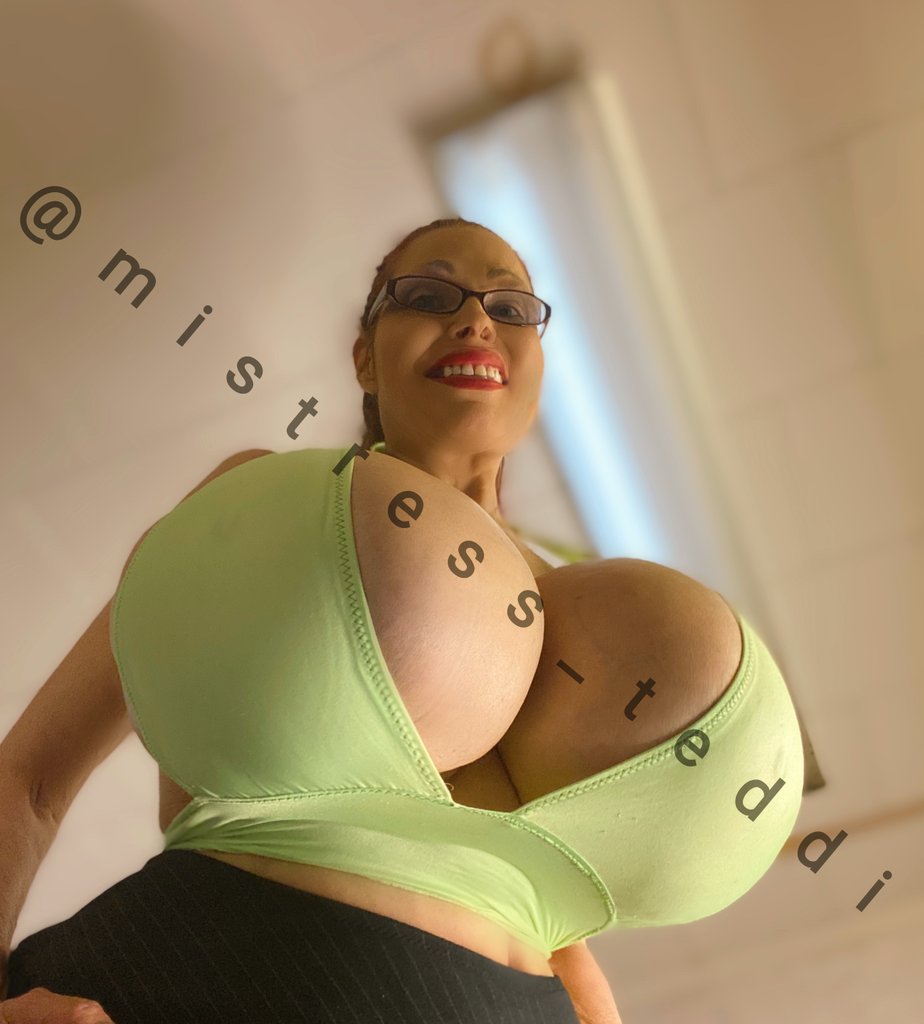 Mistress Teddi | BDSM Fetish