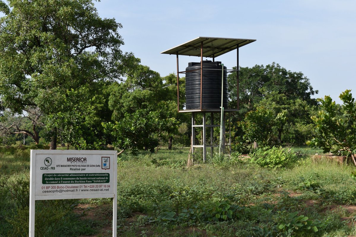cesaoai's tweet photo. May 27, 2021 #CESAO team visits horticulture sites in Guéna &amp; Lémouroudougou  irrigated by solar pumping systems installed thru 2018 SANBACO project .  Exchanges wit direct beneficiaries &amp; data collection 4documentation on good practices for RE advocacy within #PaSCOP_ARI project https://t.co/EUTo06QW1R