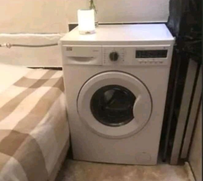 MejoresTwits's tweet photo. He realizado algunos cambios en el dormitorio para aprovechar las nuevas tarifas eléctricas https://t.co/28zkCdOa49