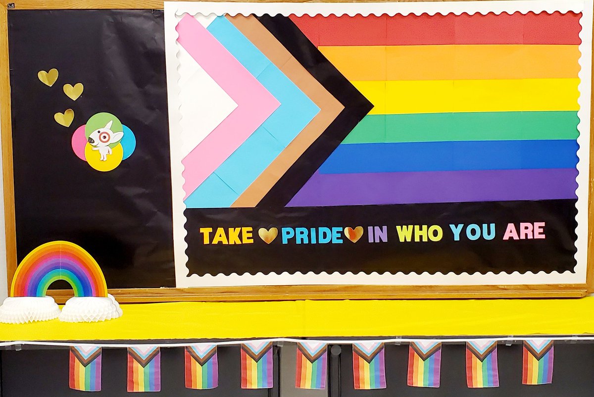 June is here! Happy Pride Month 💕