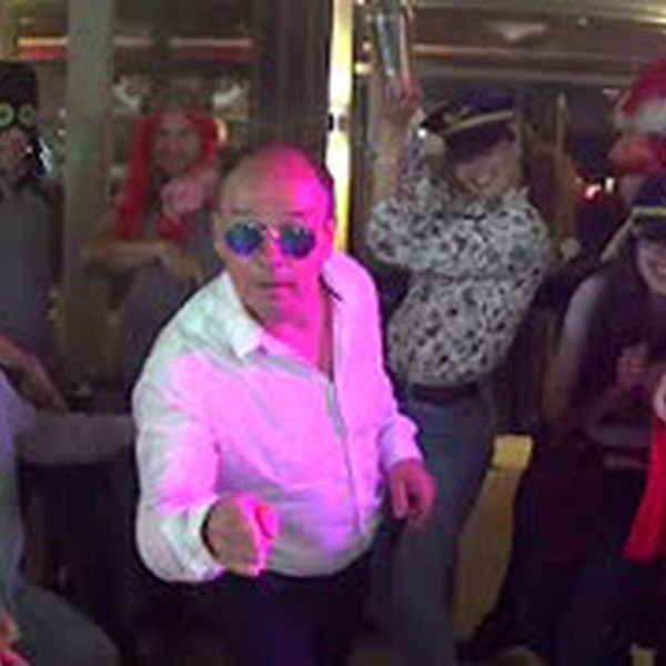 CastInfoService's tweet image. #MaintenantSurCisRadioOnEcoute Au bar! Au bar! Au bar!