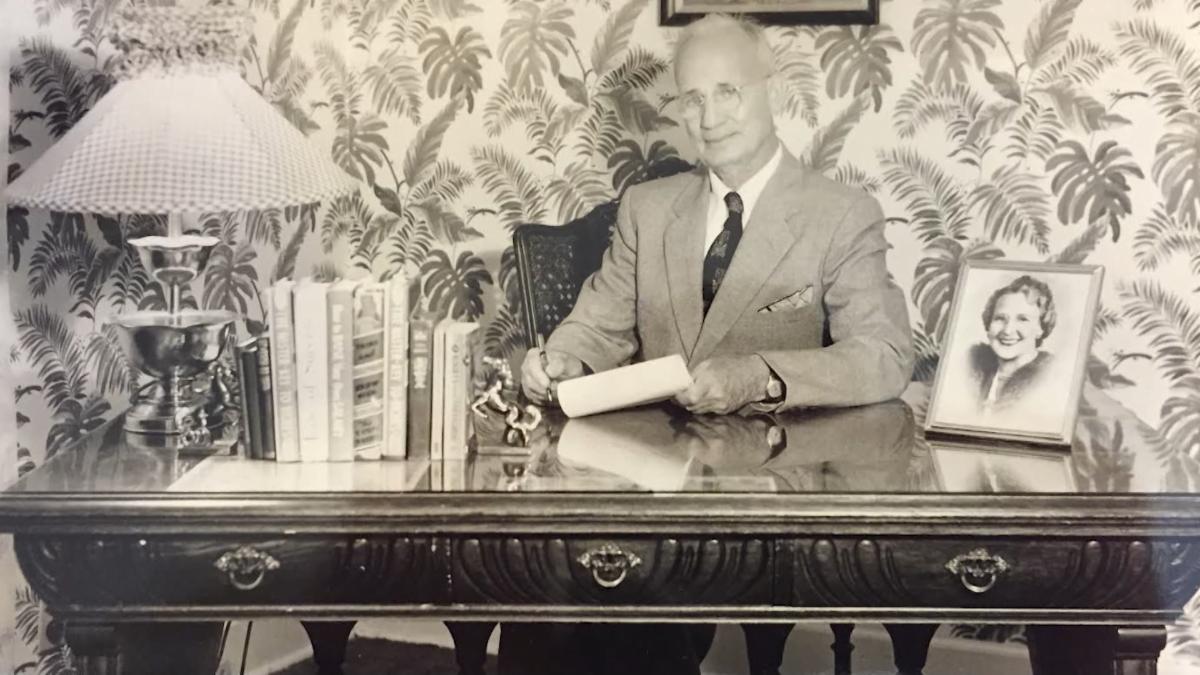 Napoleon Hill - inspiring people worldwide conta.cc/3pcyDUt