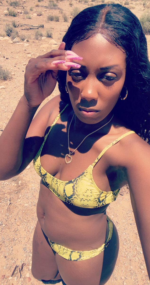 Moebombbae's tweet photo. Sunday Was A Funday.... #lvmodel #redrocknv #desertfun one of a kind #imbae #beautynobeast https://t.co/QJifhC1Ktn