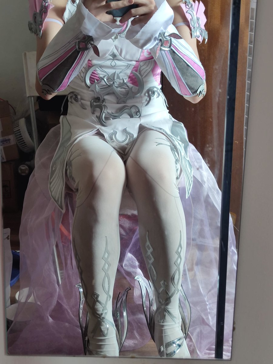 hsy12347's tweet photo. 小舞五年后cos,这套服装真的超好看

#伪娘 #cosplay #伪娘cos https://t.co/f2VR4T27eF