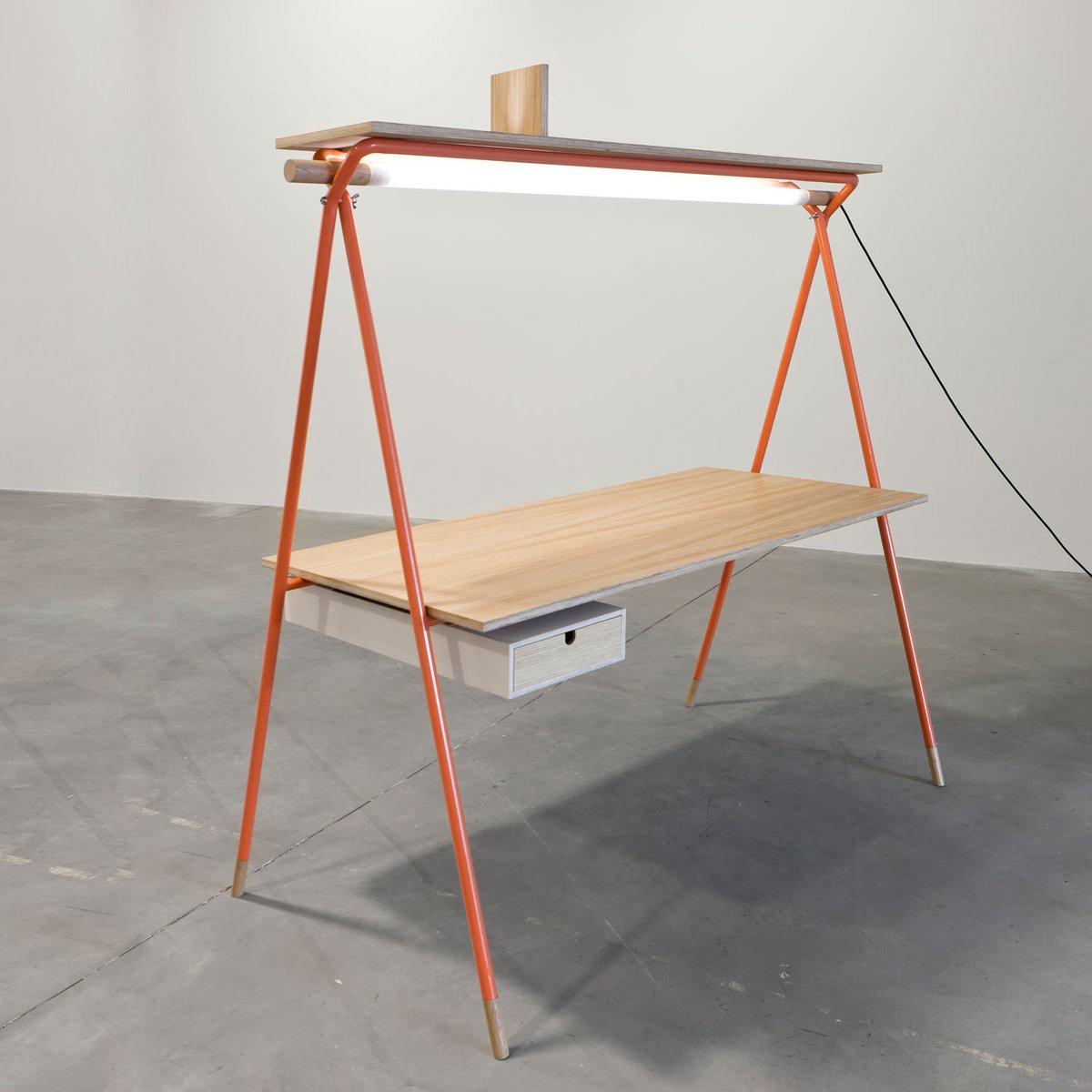 cenlitros's tweet photo. Exenta, sistema de mobiliario para @cuartopexigo.
Escritorio.
_
@i_abastos
#produto #exenta #mobiliario #espazos
_
Foto: @Roibradbury https://t.co/FiSTMQ7Kxh