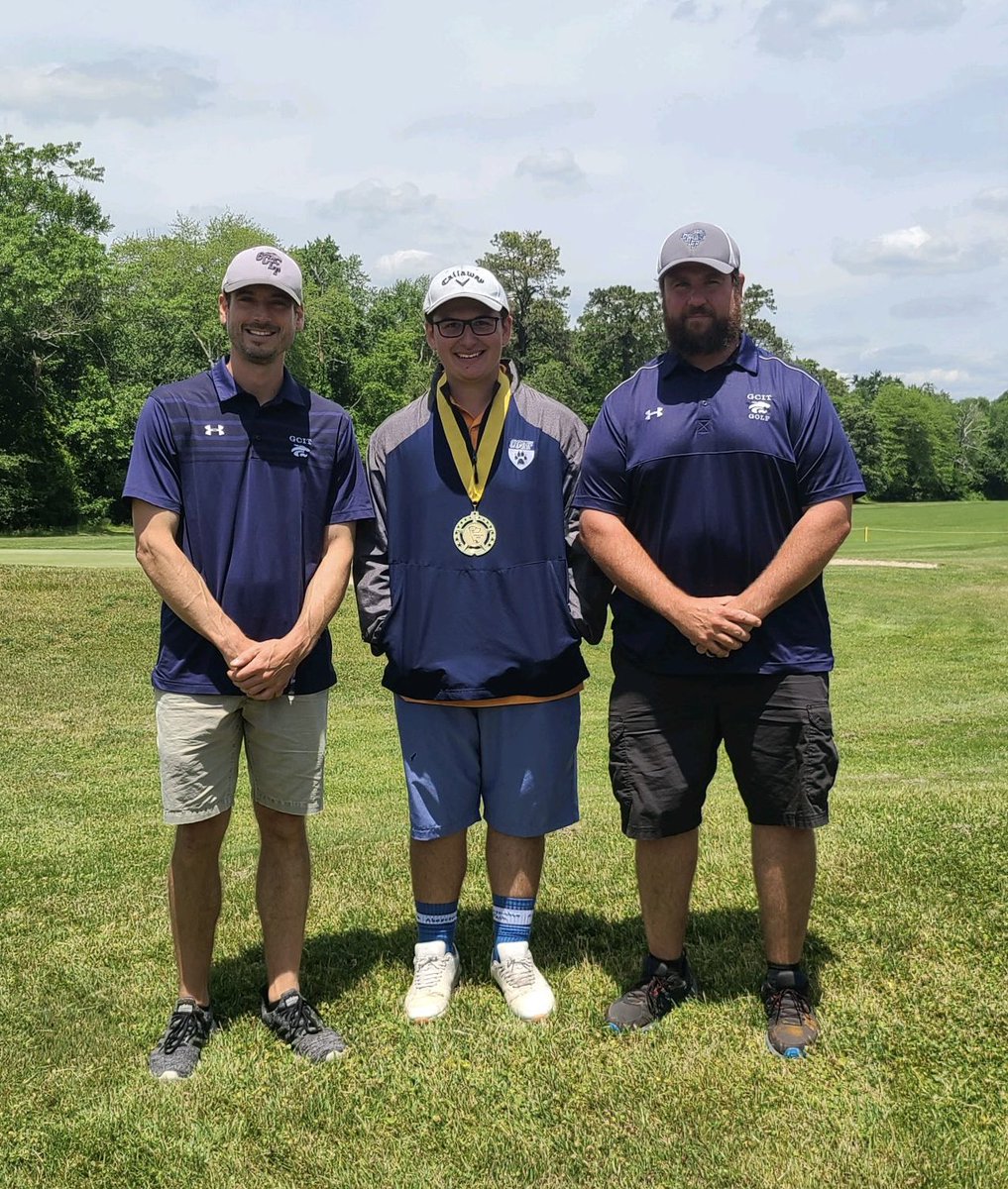 GCITAthletics's tweet photo. Great day for the Cheetah Golf team 🏌️‍♂️ 🏌️‍♀️ Nick DiPietro takes 1st place at the @TCCathletics Showcase carding a 76!  Deryn Bullock finished in 3rd place in the Girls division!  Well done &amp; congrats to Nick &amp; Deryn! #CheetahPride #GCITGolf https://t.co/ysaGX9kyHj