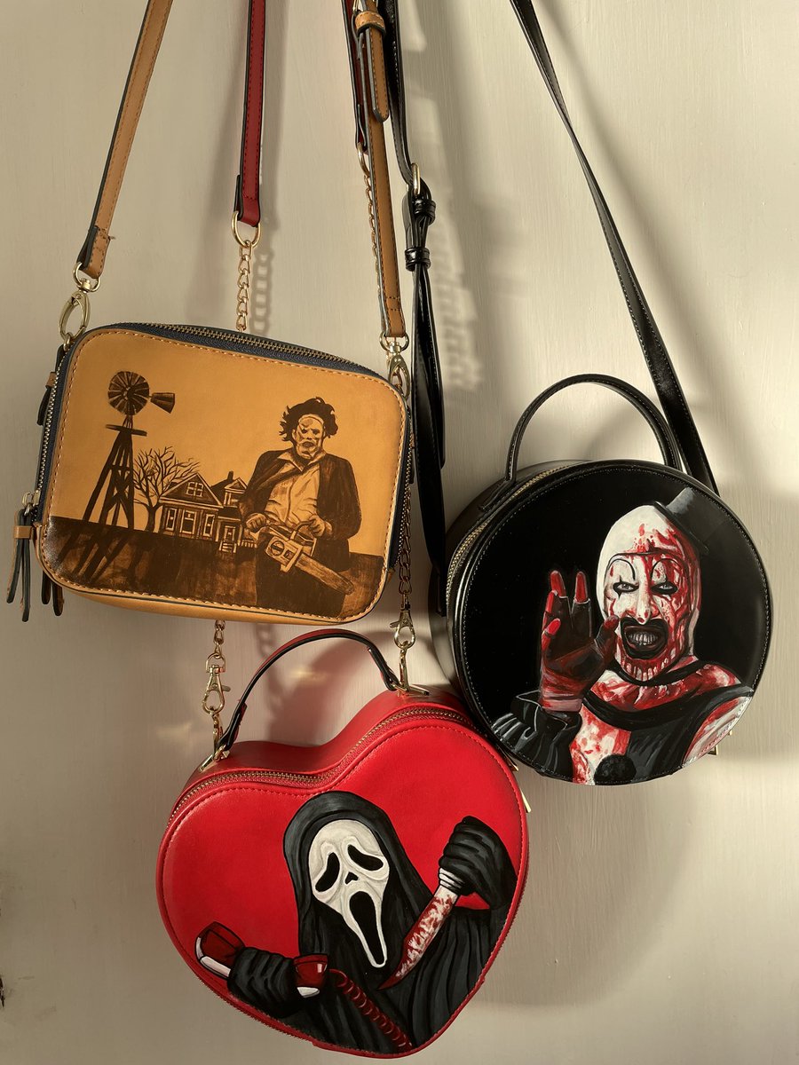 threadstokill's tweet photo. Here’s 3 of the bags I’ve been working on.. https://t.co/cllWR6iPHa