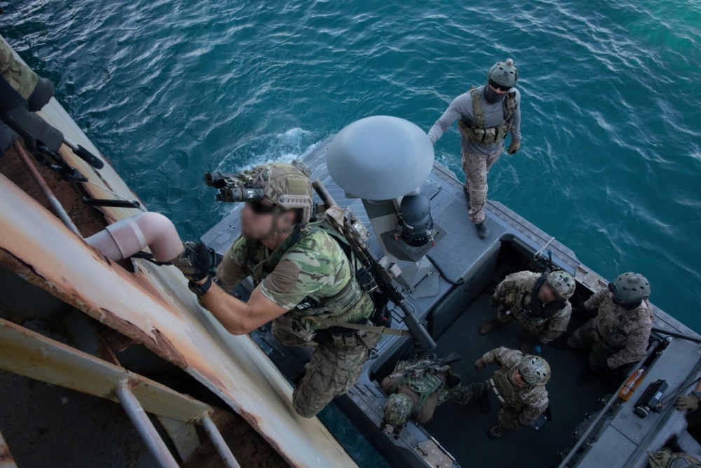 SOFWERX's tweet photo. U.S. Naval Special Warfare Operators participate in an exercise at the NATO Maritime Interdiction Operational Training Center. When was the last time you had to train? 

#NavySpecialWarfare #NavySpecialOperations #NavyTraining #NATO #Protect #TrainningHard https://t.co/e5oC9dnDlA