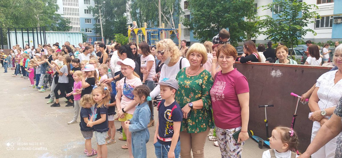 meteocenter1's tweet photo. Провели"День защиты детей"весело,с играми, конкурсами.Праздник проведен при содейст.  депутата Свиридовой Е. А.Спасибо членам совета ТОС Городничевой В. А., Зубицкой Г. А.,Назаровой  Т.Ф.,Деевой З.И.,пред. первич.орг.ветер.ВОВ, Скорцову В.В.УМ за помощь в провед.празд. @promadm https://t.co/PJrrpfjgFg