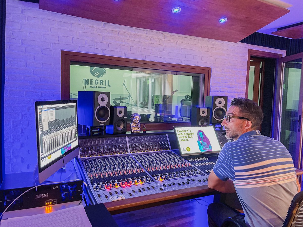 Negril Music Studio en Buenos Aires completa su actualización con Audient @AudientWorld #audiomusicadigital #sigueme #followme #audio #musica #music #sonido #sound #audient #asp8024 #heritageedition #consola #negrilmusicstudio #estudiograbacion #reggae audiomusicadigital.com/audient-negril…