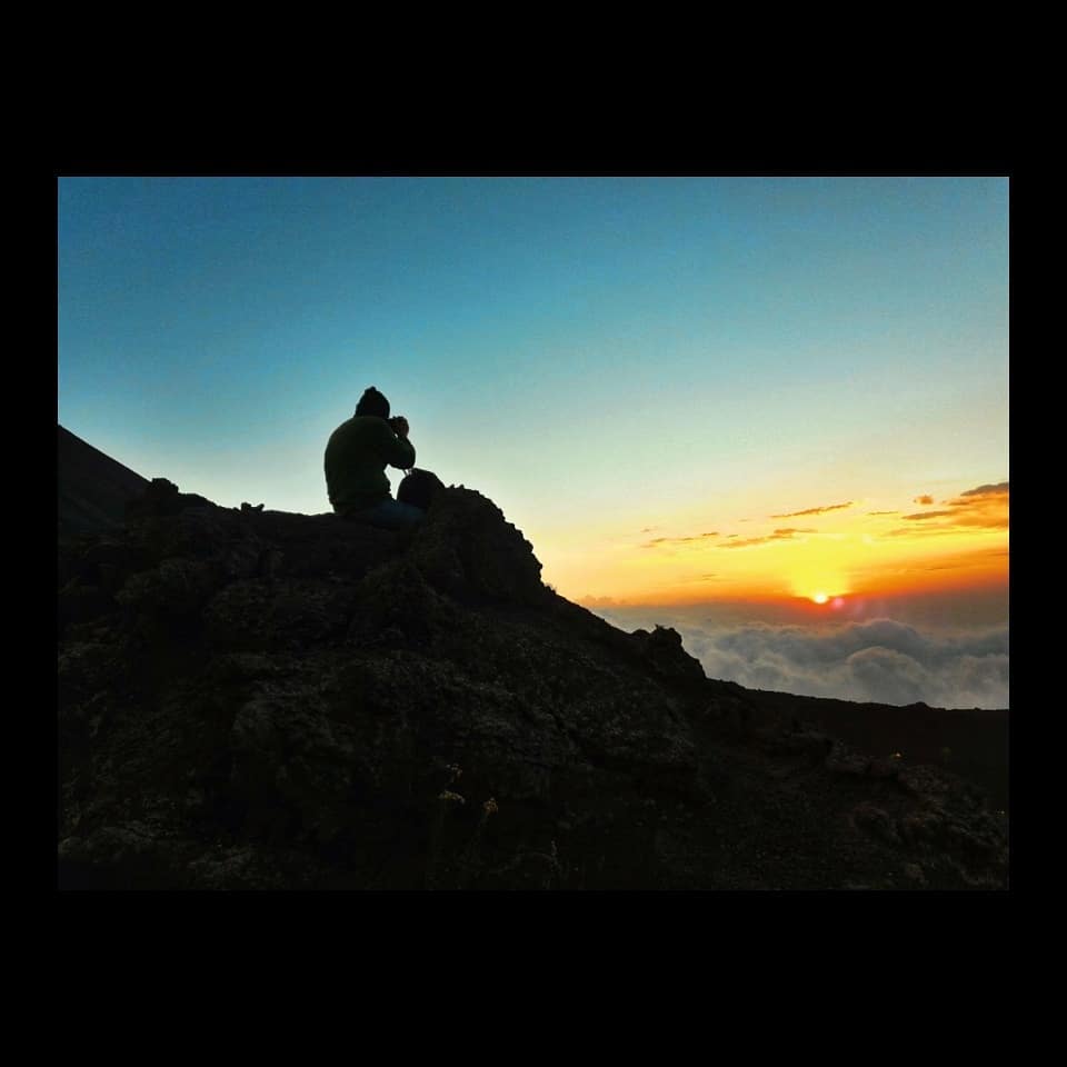 AAAV_IMG_'s tweet photo. De la serie  Sistemas de fotocomposiciones,
IRIDESCENCIA VOLCÁNICA, 2021.
2° Lugar @juanniogt
.
.
.
.
#juannio2021 #juannio #Centroamerica #AAAV #GUA #GTM #Instax #Fujifilm #contemporaryart #analogphotography #photography…

📸 https://t.co/Tjb8ywOjYe via https://t.co/6BEVxUlyej https://t.co/7y1PGpSFIy
