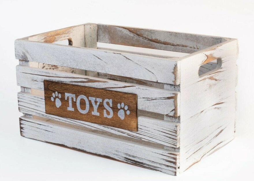 Mijopets's tweet photo. We now have MORE STOCK on our Etsy Store - https://t.co/8Ro2KzlF48
Boxes start as LOW as ONLY £13.99! 
Grey boxes, NOW AVAILABLE in 3 different sizes!
3 NEW styled pet boxes!🙂 Brown, White &amp; Purple boxes available.
FREE UK delivery!
#Dogs | #Freebie | #Cats | #DogLove | #pets https://t.co/qPdvW73Hut