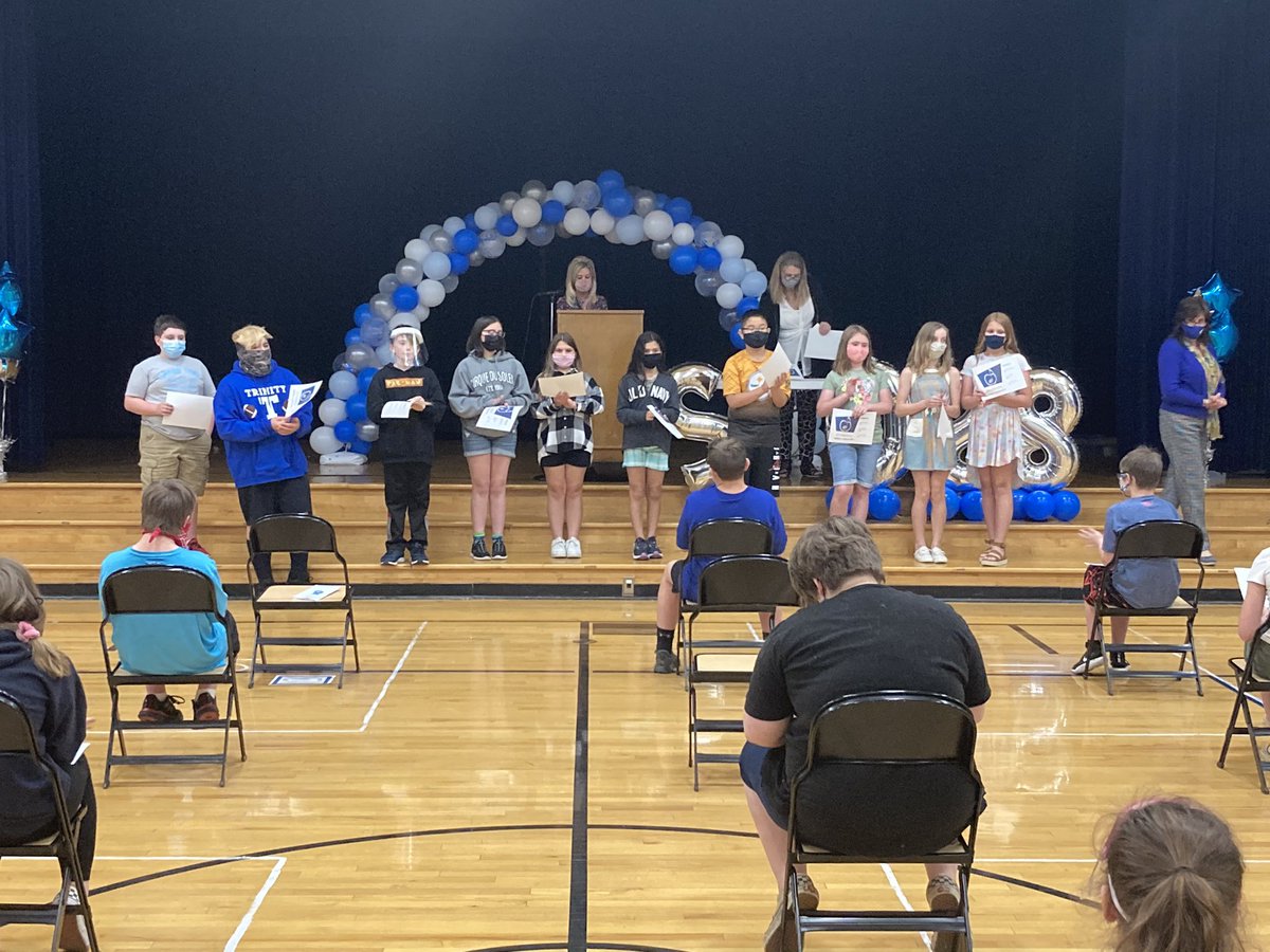 east_trinity's tweet photo. 5th Grade Live Awards Day was amazing! Good luck class of 2028💙💙 @TRINITY_MLUCAS @TrinityAreaSD https://t.co/UNoj6m0kAx