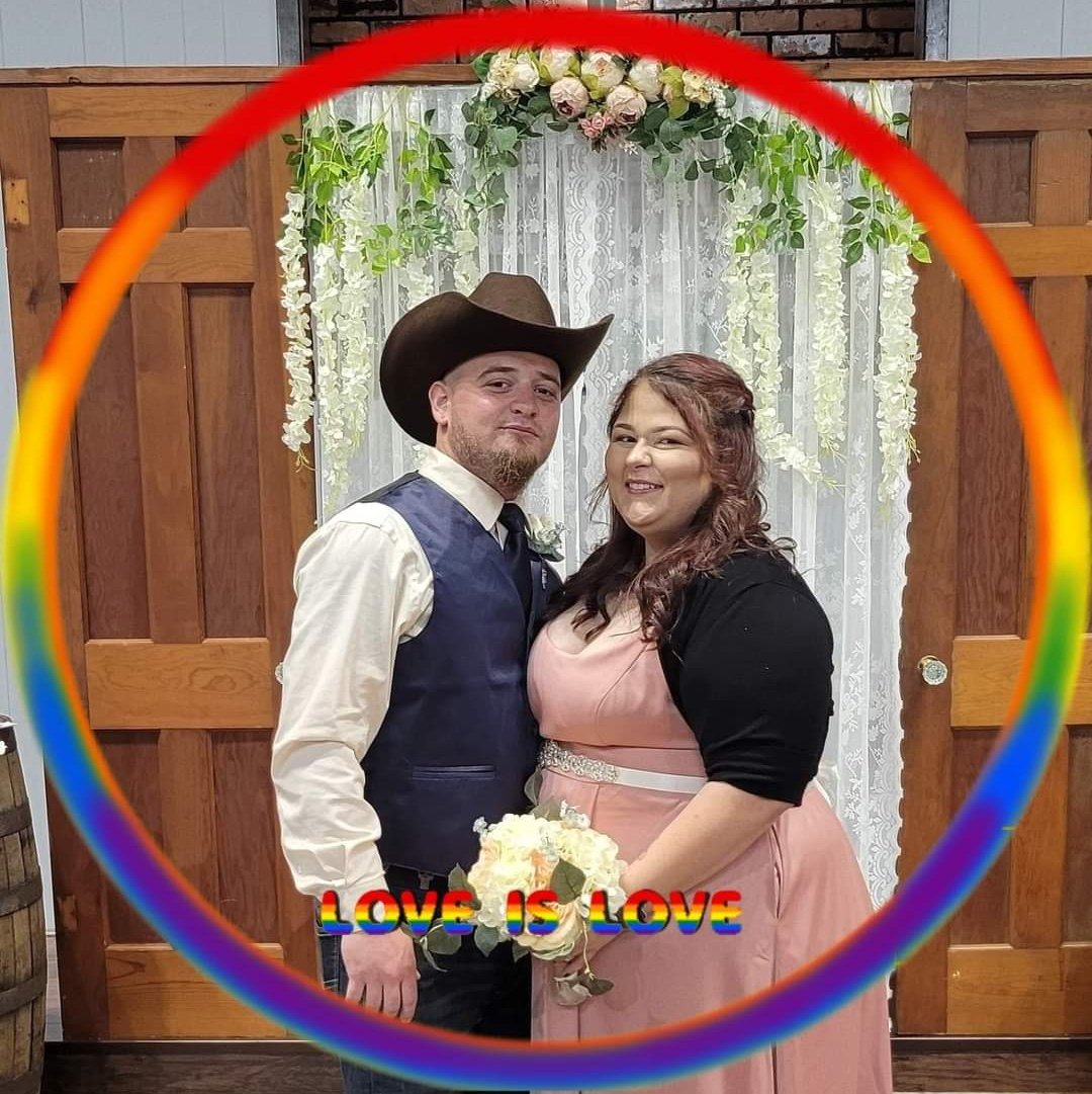 itsAmboo13's tweet photo. #pride #PrideMonth #loveislove https://t.co/aAaboLGS8g