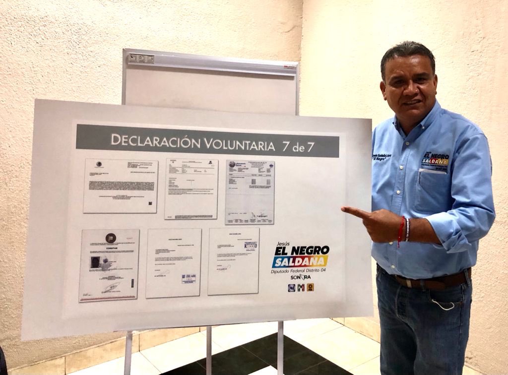JesusElNegroS's tweet photo. Somos congruentes en el decir y el hacer, por eso nos conducimos con transparencia, para dar la confianza que nuestros electores merecen.
Hoy presenté mi declaración 7 de 7. 
Agradezco el apoyo de presidentes de PAN, PRI y PRD de Guaymas y Empalme. https://t.co/a86qgBB56q