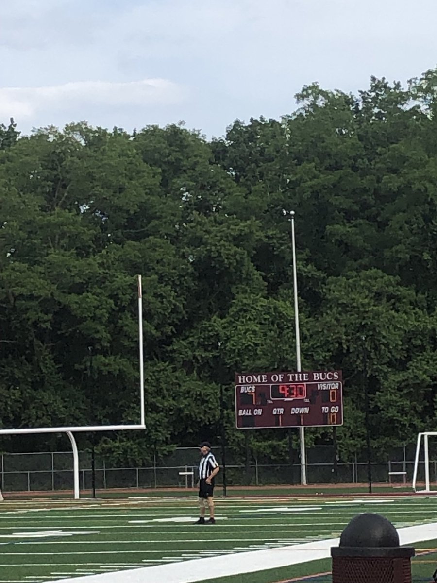 rbrhs's tweet photo. BUCs Girl’s lacrosse up big in the first half @rbrathletics @BucDeck #CompleteTheWork https://t.co/UVDD1kbBPp