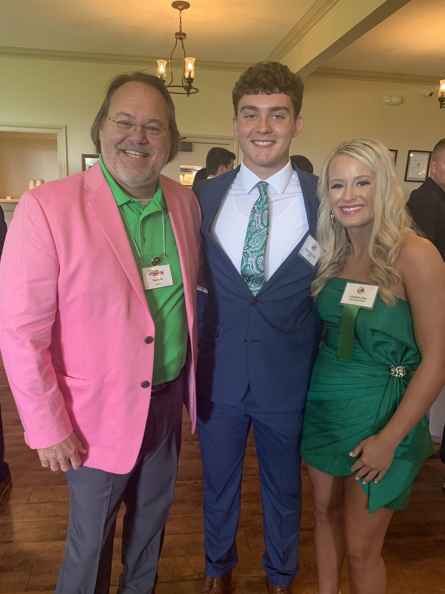 THMills's tweet photo. Life is full of surprises! Representing Corbin High School in the Princess Coronation #KMLF was Elizabeth Cima and my cousin Brody Glen Wells. They were #Redhound perfect!  #THM https://t.co/DWSNb3aHc5
