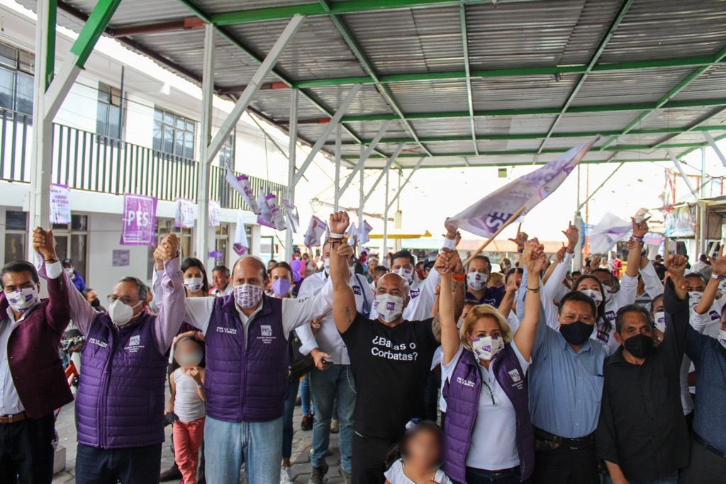 Tuve el gusto de acompañar a mi amiga y compañera candidata <a href="/MaAntoniaCortes/">María Antonia Cortés</a>  a su cierre de campaña, con locatarios del mercado Jorge Murad M.

Vamos con todo Toni, tú eres la mejor opción para representar la voz del Dtto 9 en el Congreso federal.

Esta vez, vota todo PES 🟪✔️💚