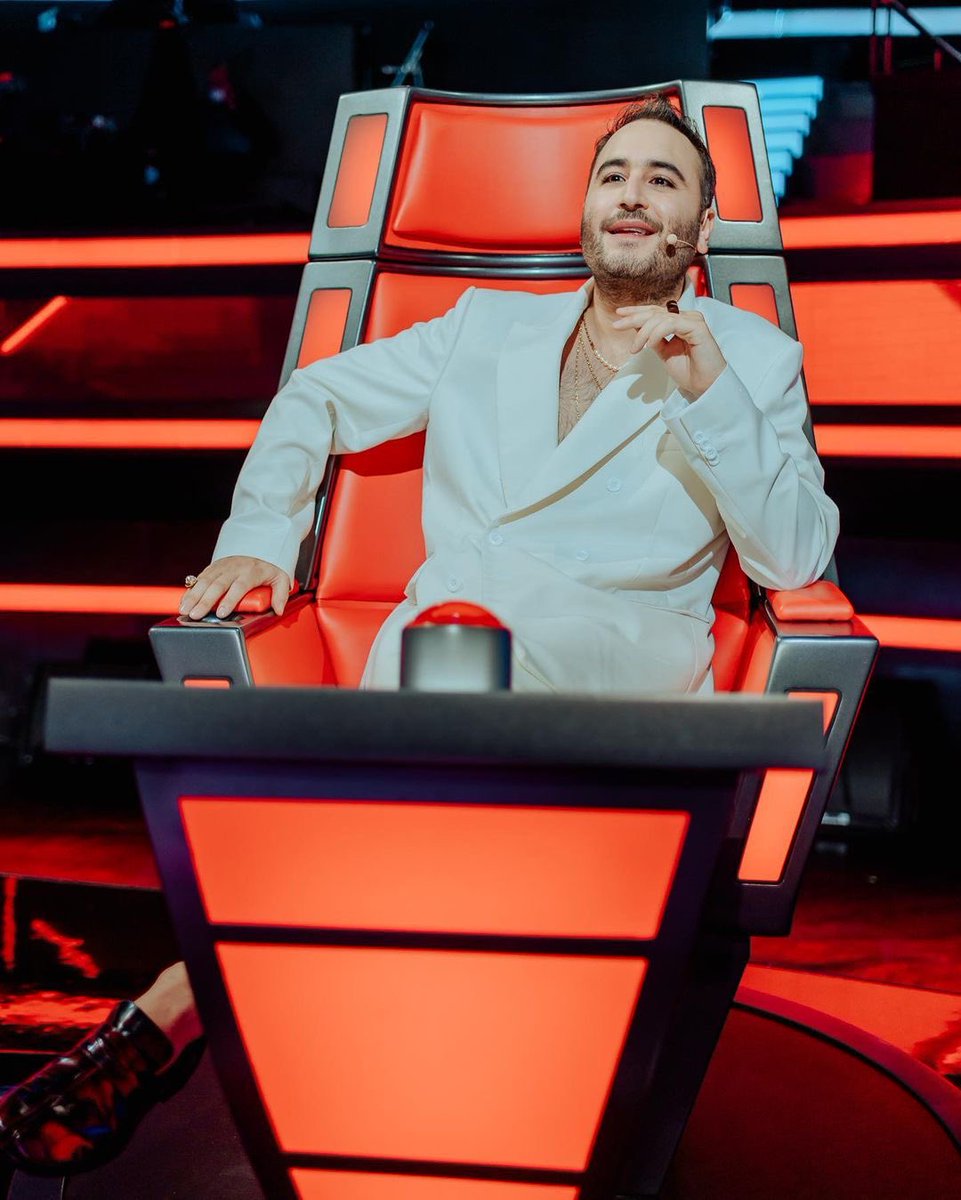 LaVozTvAzteca's tweet photo. “¿Cómo se la están pasando viendo #EstrenoLaVoz? Yo, como pueden ver, pasándola bomba!” Repost: - JESÚS NAVARRO. @reikmx 

¡Te leemos en 𝗧𝘄𝗶𝘁𝘁𝗲𝗿 con el HT #EstrenoLaVoz! 📲 𝗟𝗮 𝗩𝗼𝘇 en vivo y 𝗚𝗥𝗔𝗧𝗜𝗦 en nuestro 𝘀𝗶𝘁𝗶𝗼 𝗼𝗳𝗶𝗰𝗶𝗮𝗹. 

https://t.co/5s2bW8rnq1 https://t.co/JFfmZzKU5W