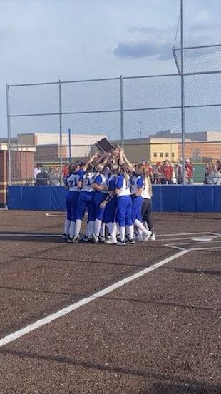 LakeCentralSB's tweet photo. Regional Champs!!! https://t.co/GOlcRDOjXi
