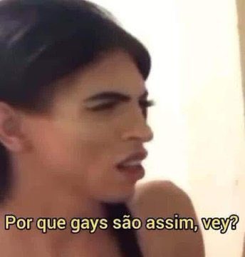 A gay é convidada por uma faculdade para relatar suas vivências como LGBTQIA+ mas quando chega em casa desce a lenha na trans que posta stories de calcinha.
Eu não aguento.